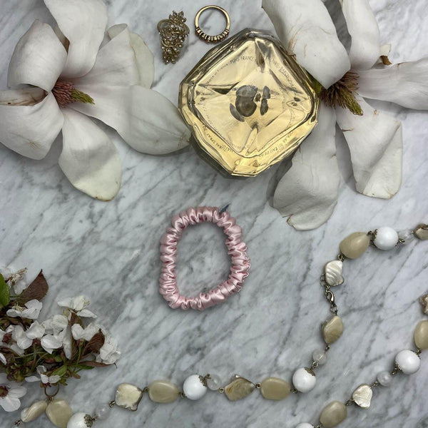 DREAMSILK Pink Silk Scrunchie — Skinny