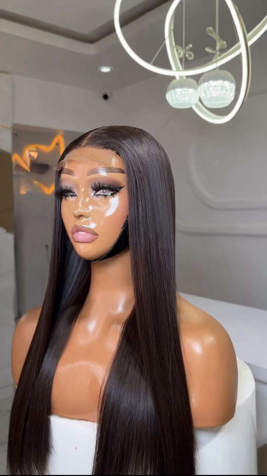 Chic Luxe Hair Bone Straight Bob Wig