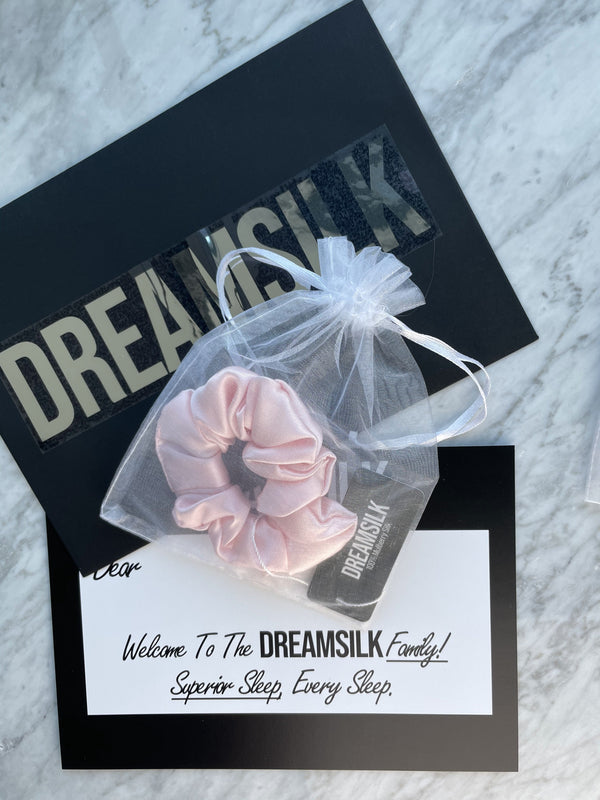 DREAMSILK Pink Silk Scrunchie — Regular
