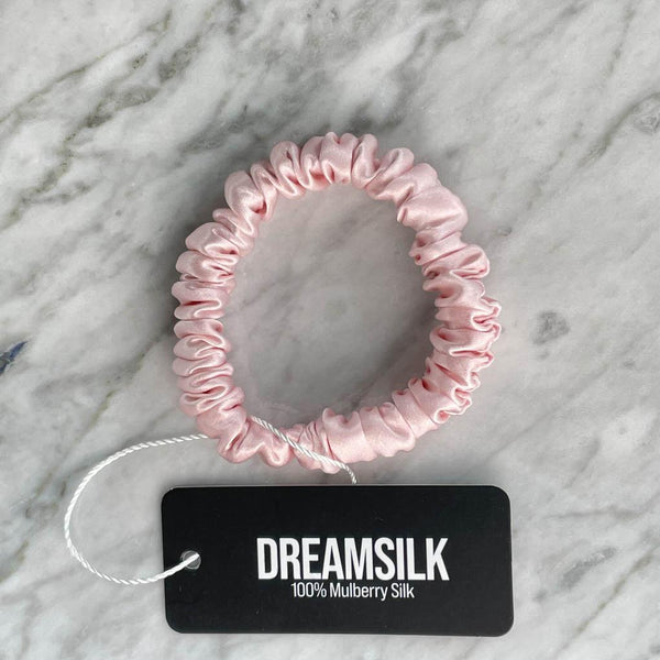 DREAMSILK Pink Silk Scrunchie — Skinny