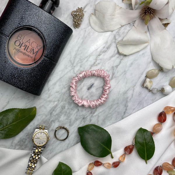 DREAMSILK Pink Silk Scrunchie — Skinny